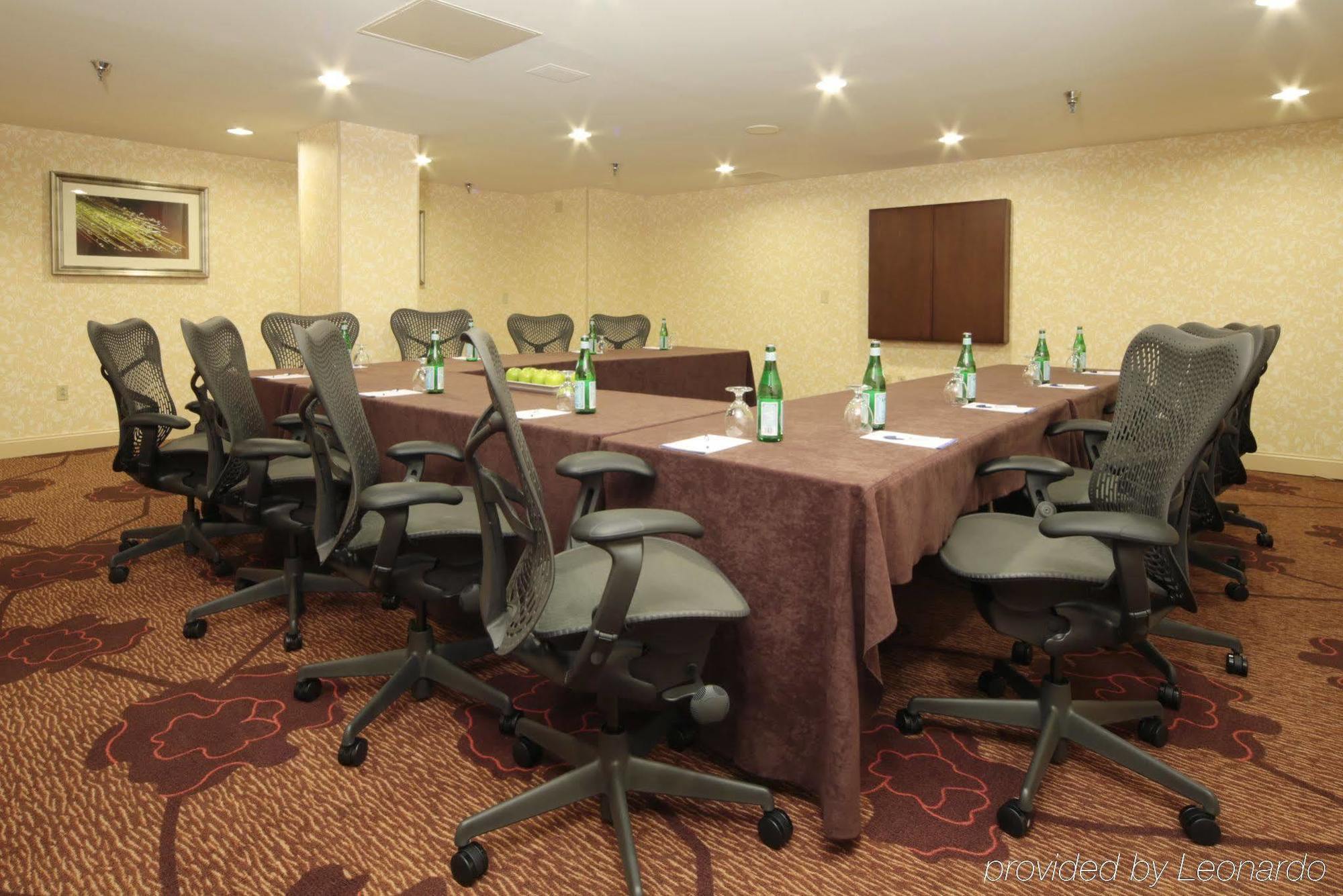 Hilton Garden Inn Pittsburgh University Place Perniagaan gambar